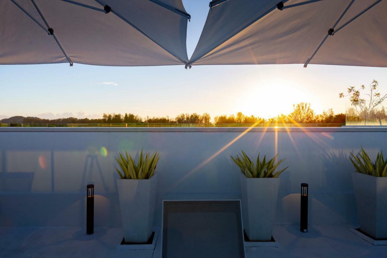 Oceanstone By Holy Cow 205 Apartment Phuket ภายนอก รูปภาพ